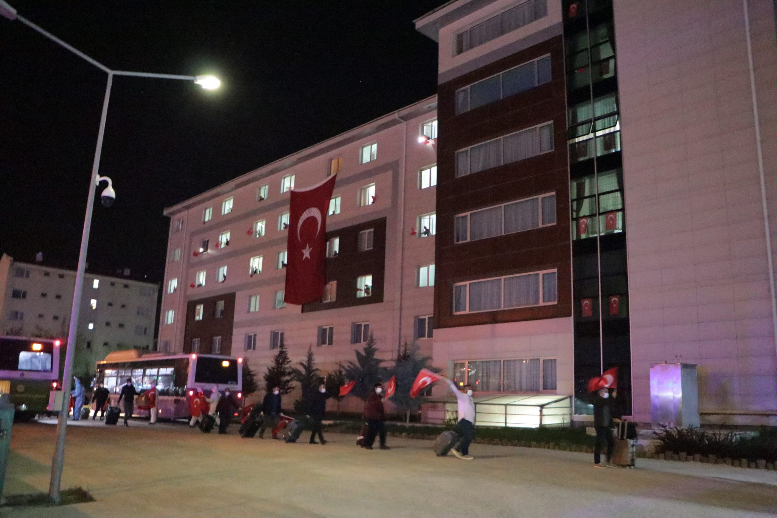 Karantinada kalanlar için moral etkinliği düzenlendi