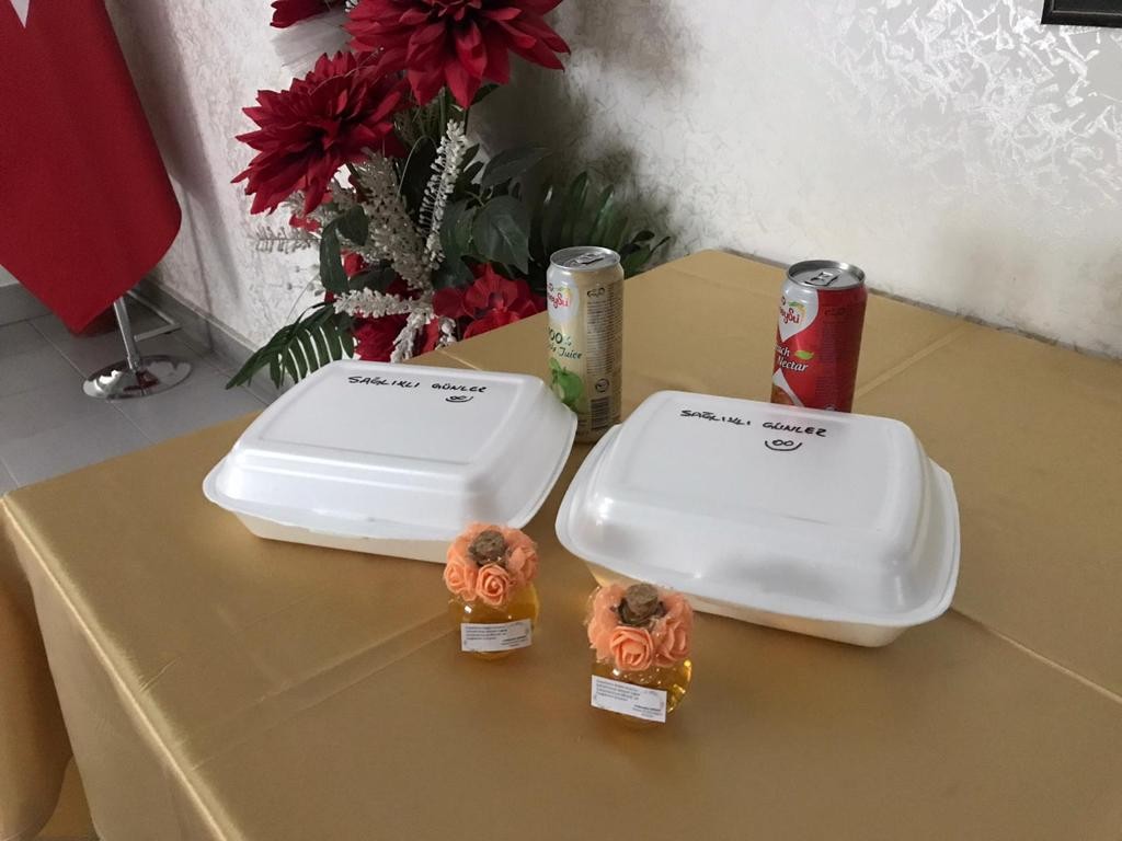 Milli Eğitim Müdürü’nden sağlık çalışanlarına jest