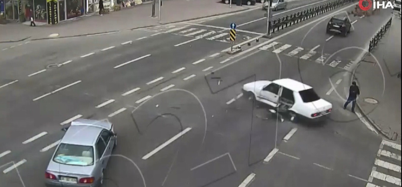 Ani refleks gösterdi hayatı kurtuldu