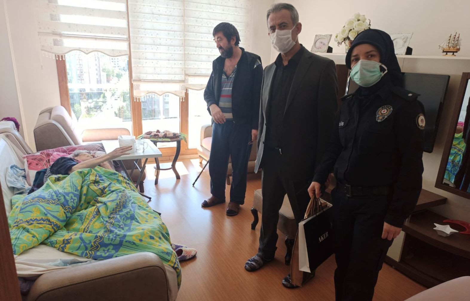 Asırlık annelerin Anneler Günü kutlandı