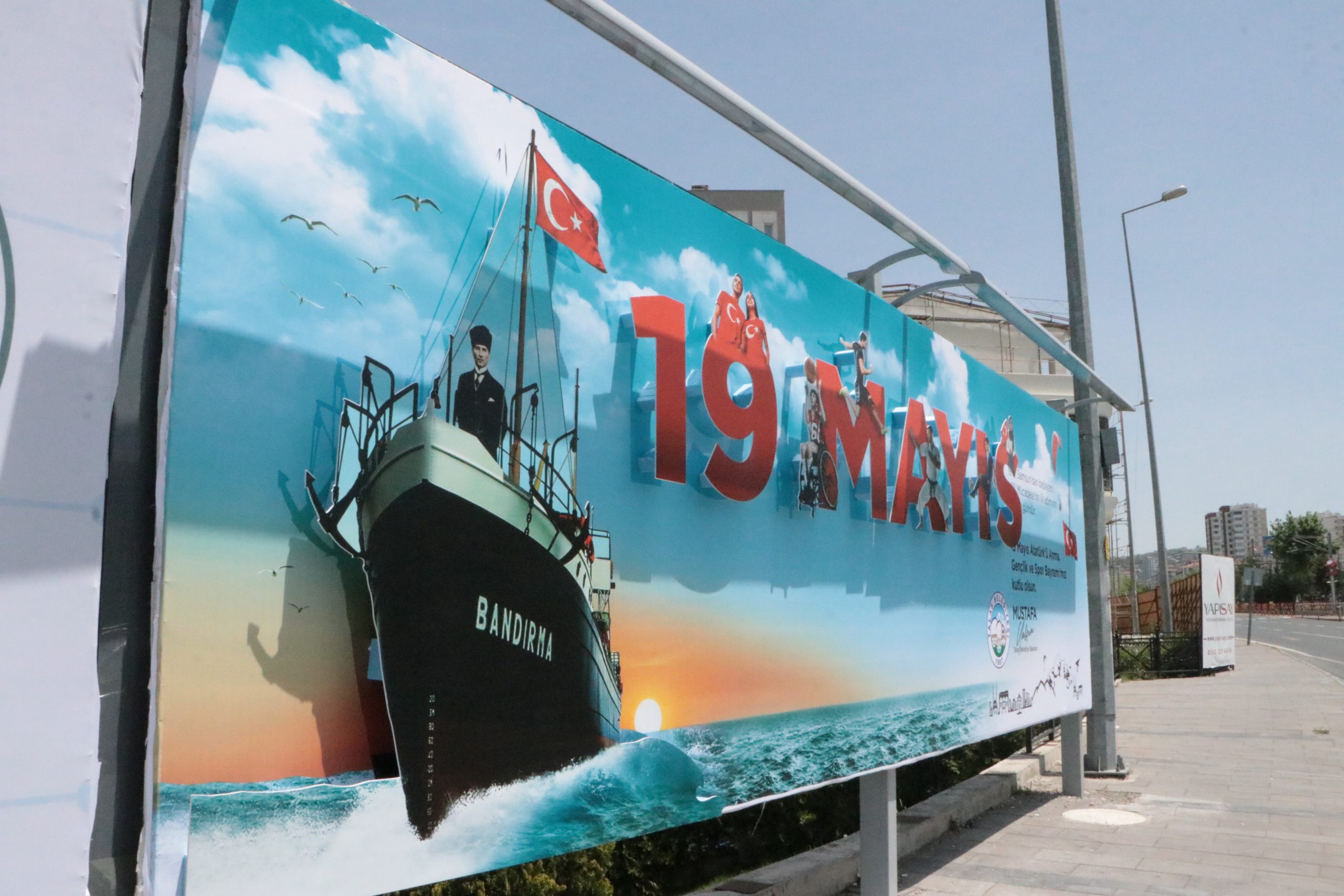 Talas Belediyesi’nden müthiş 19 Mayıs billboardı