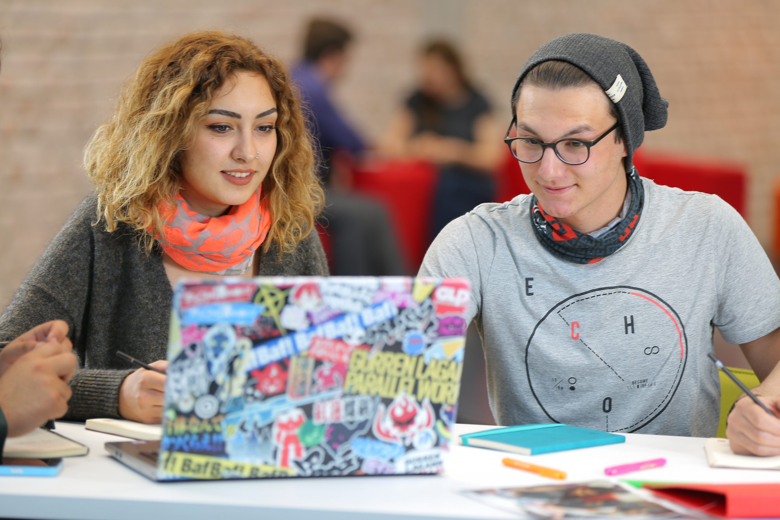 AGÜ Online Eğitimde Türkiye’de 1’inci sırada