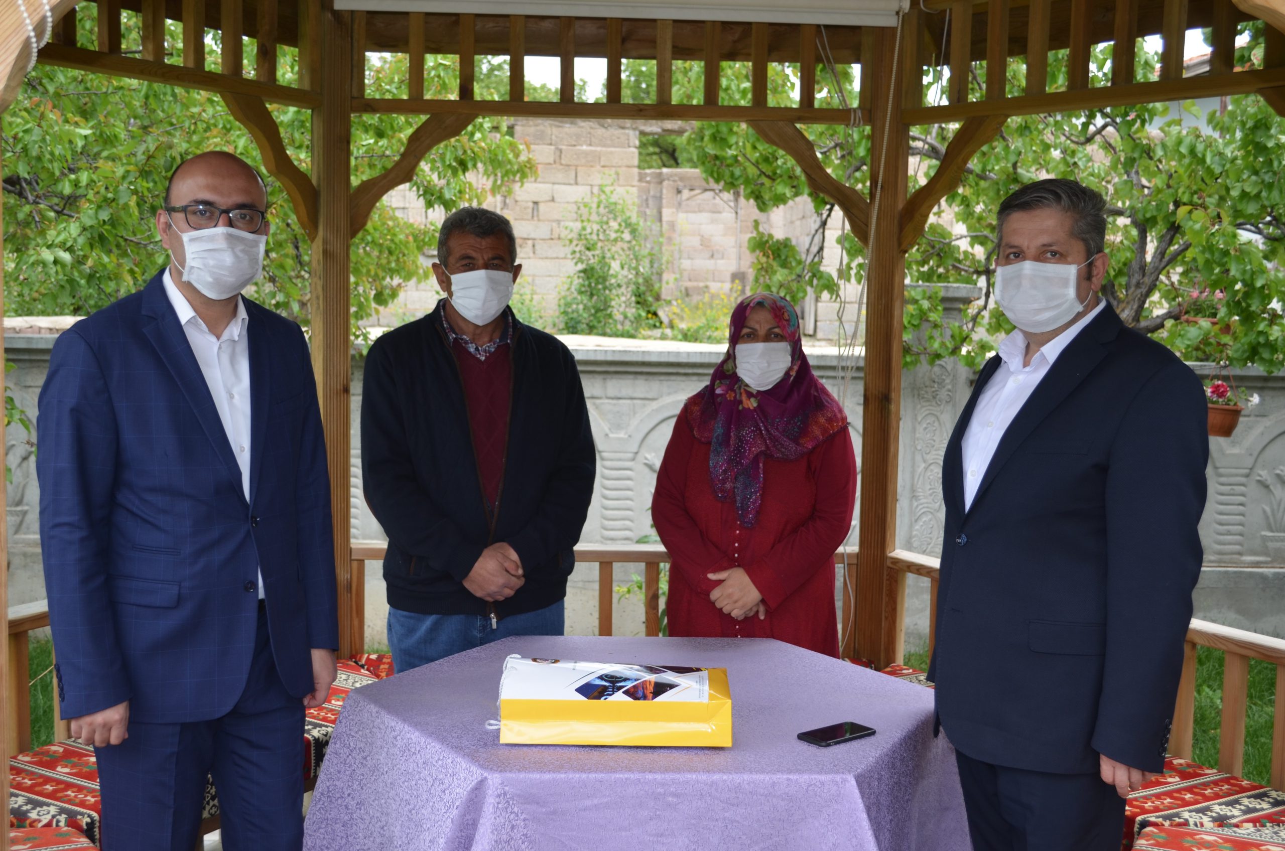 Bünyan’da şehit ailelerine bayram ziyareti