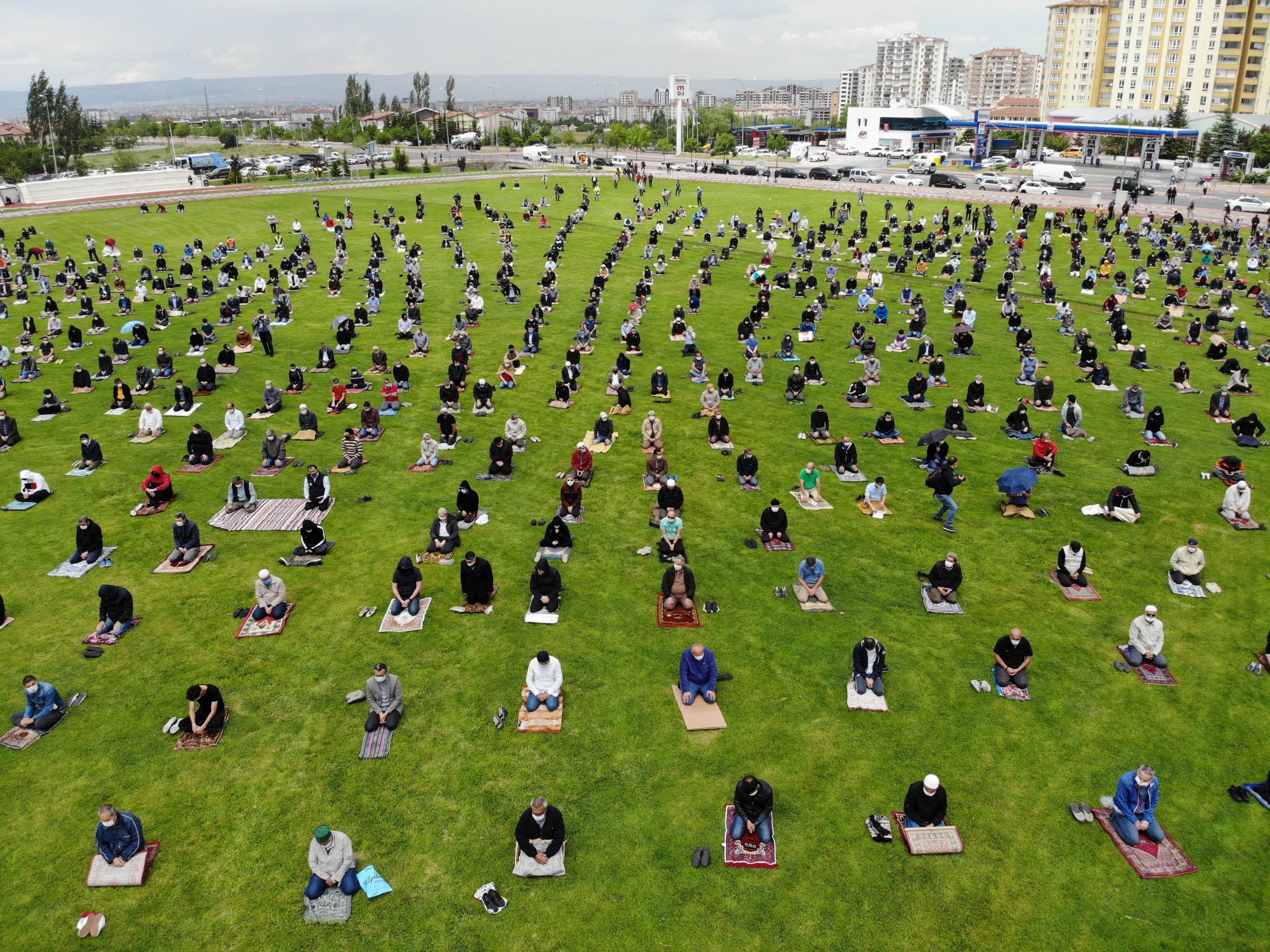 Kayseri’de Cuma namazı coşkusu