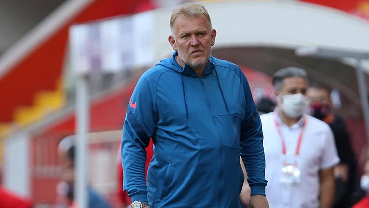 Prosinecki: “Havlu atmadık, önümüzdeki maçlara hazırlanacağız”