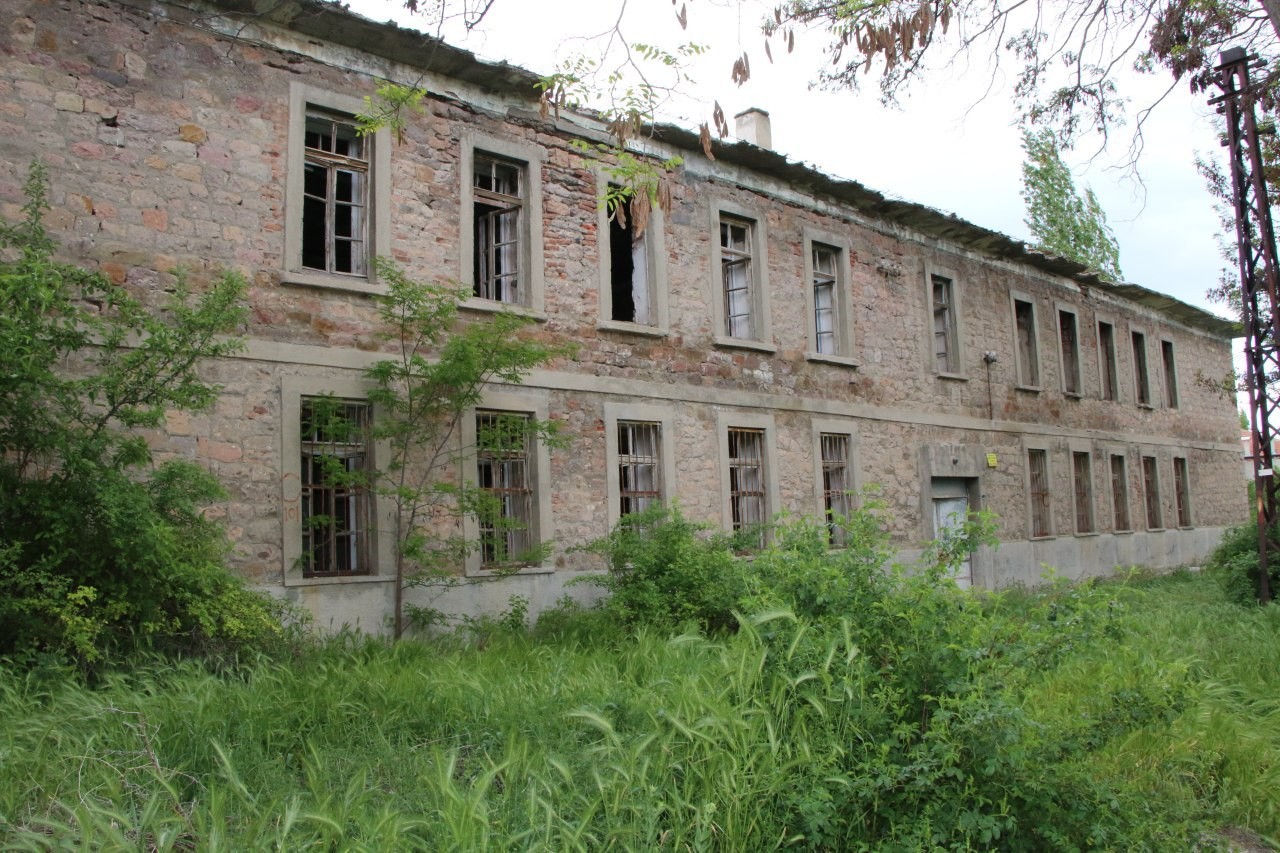 Efsanevi Gül Cemal binasının hikayesi dinleyenleri duygulandırıyor