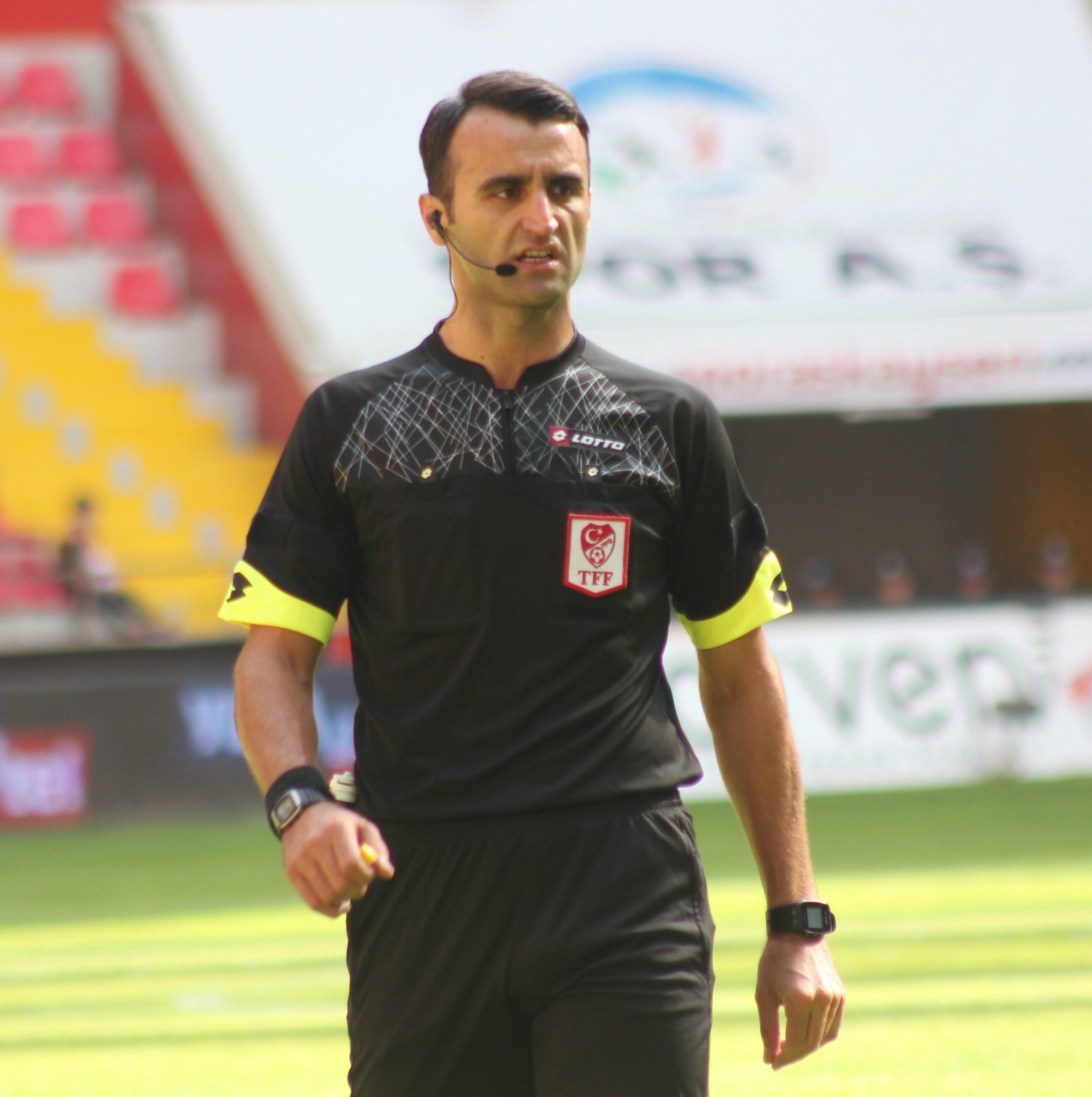 Fenerbahçe-Kayserispor maçı hakemleri belli oldu