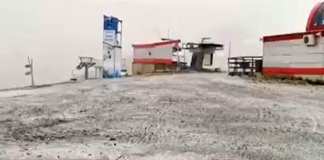 Haziran ayında Erciyes’e kar yağdı