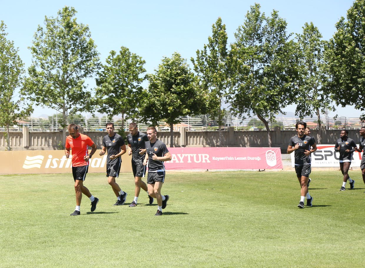 KAYSERİSPOR DÜN İZİN YAPTI