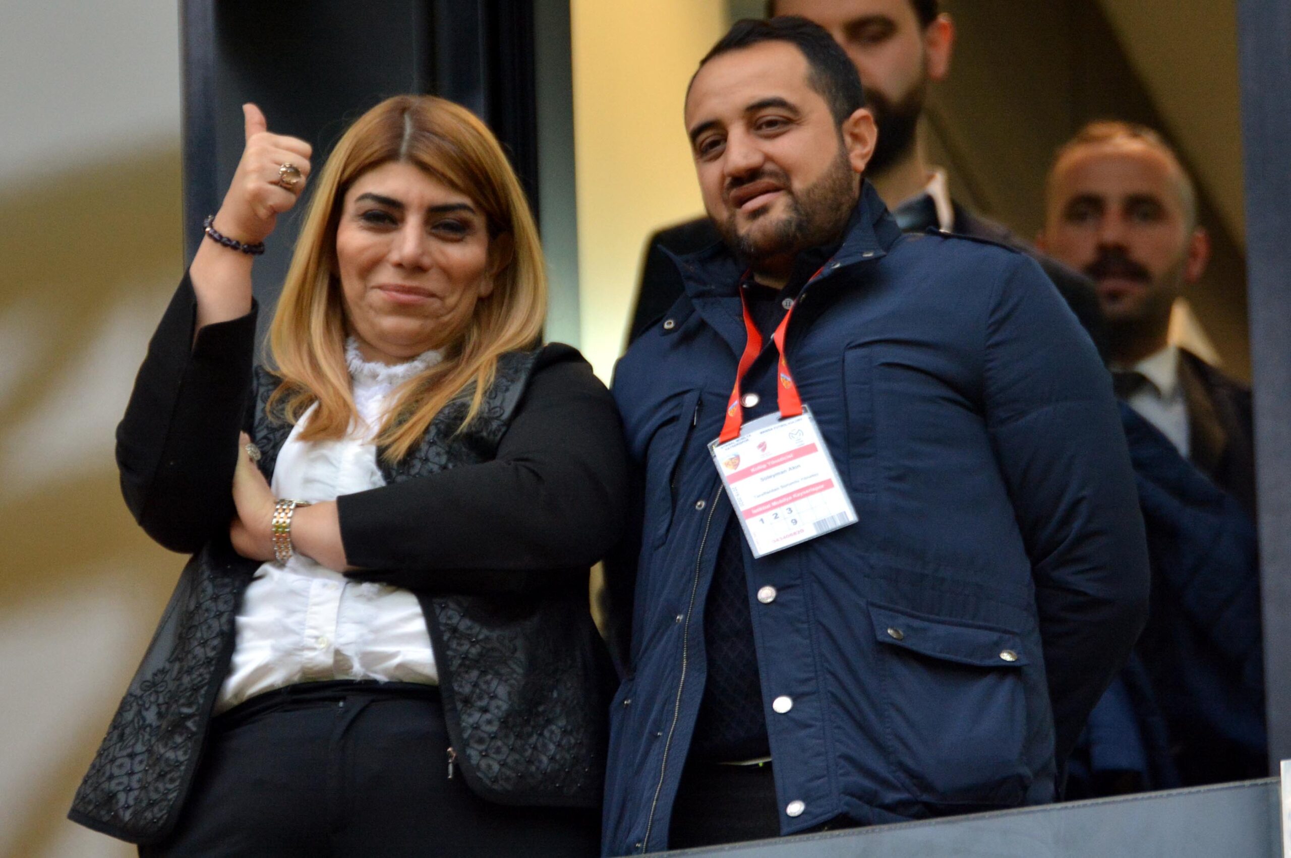 SÜLEYMAN AKIN: YÜKSEK SESLİ KONUŞMA BAŞKA YERLERE ÇEKİLDİ