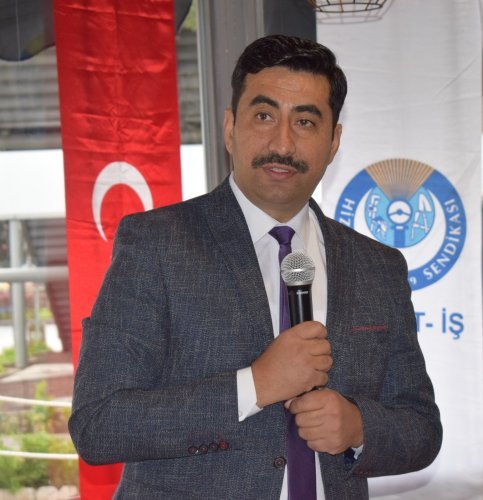 Serhat Çelik, “Yüzyılın ihaneti 15 Temmuz’u unutmadık, unutmayacağız”