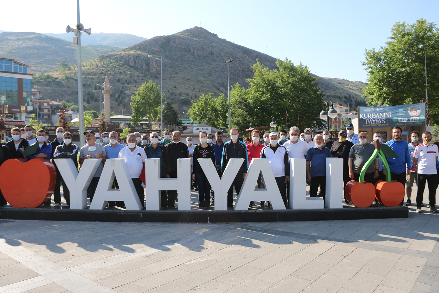 Yahyalı sağlıklı yaşam için yürüdü