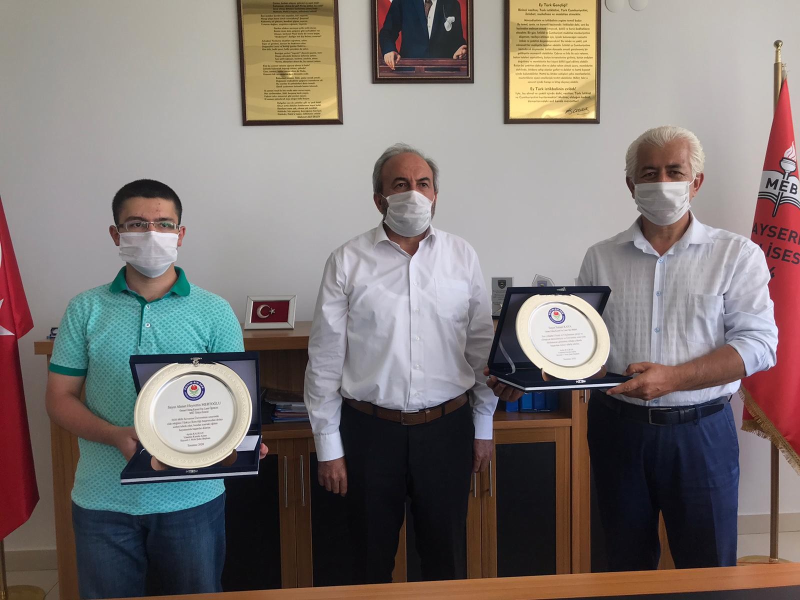 4 senede hazırlandığı sınavda Türkiye ikincisi oldu