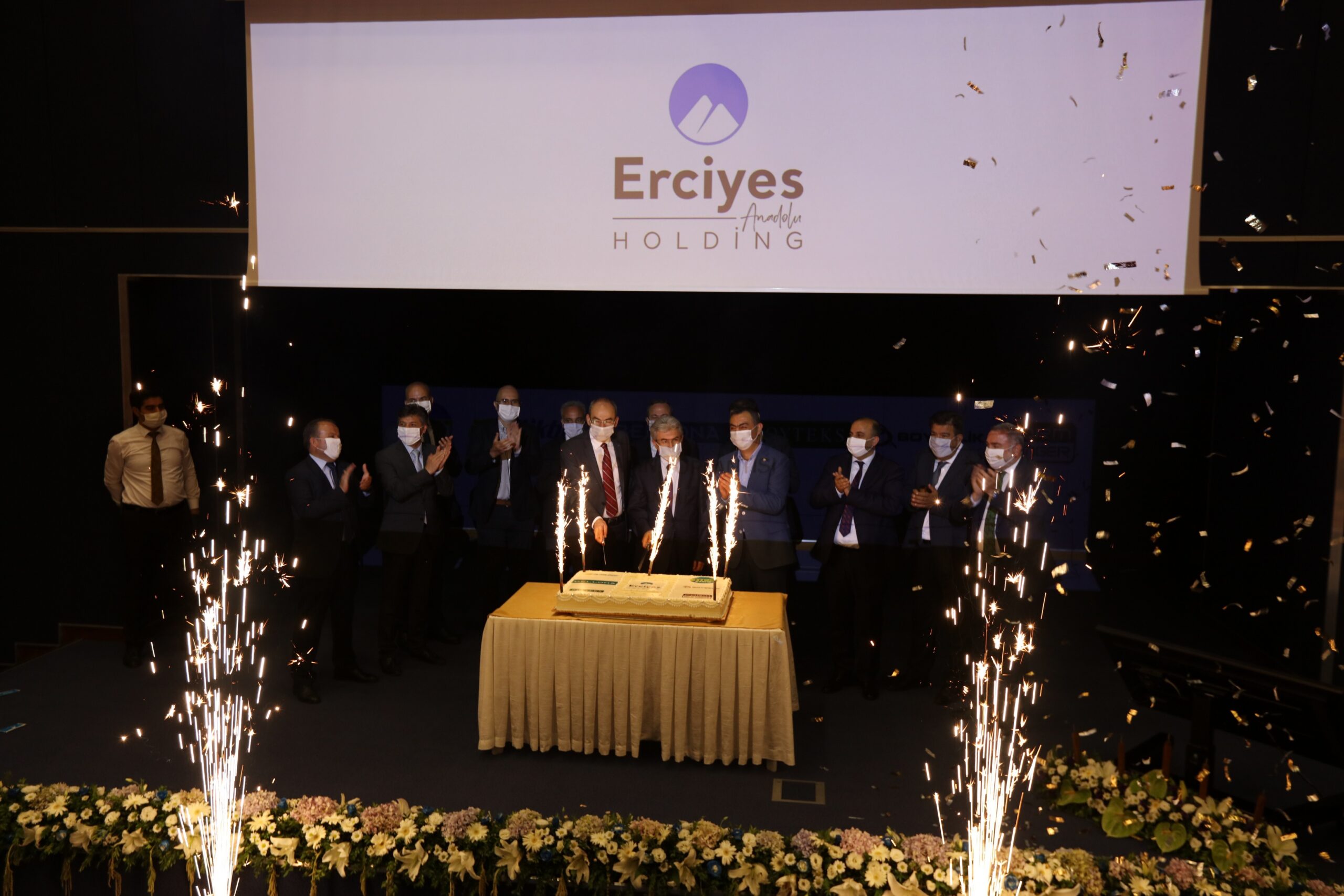 ERCİYES ANADOLU HOLDİNG’DEN İSO 500 KUTLAMASI