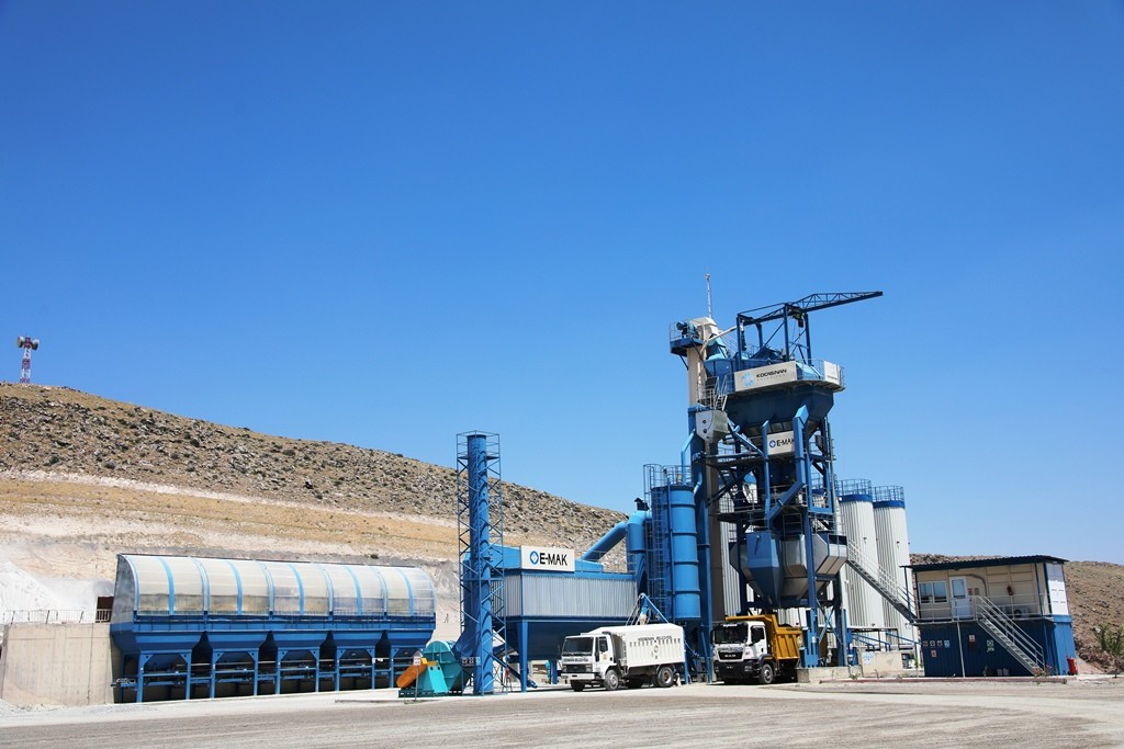 BAŞKAN ÇOLAKBAYRAKDAR, KAYSERİ’NİN EN YÜKSEK KAPASİTELİ ASFALT PLENTİNİ İNCELEDİ