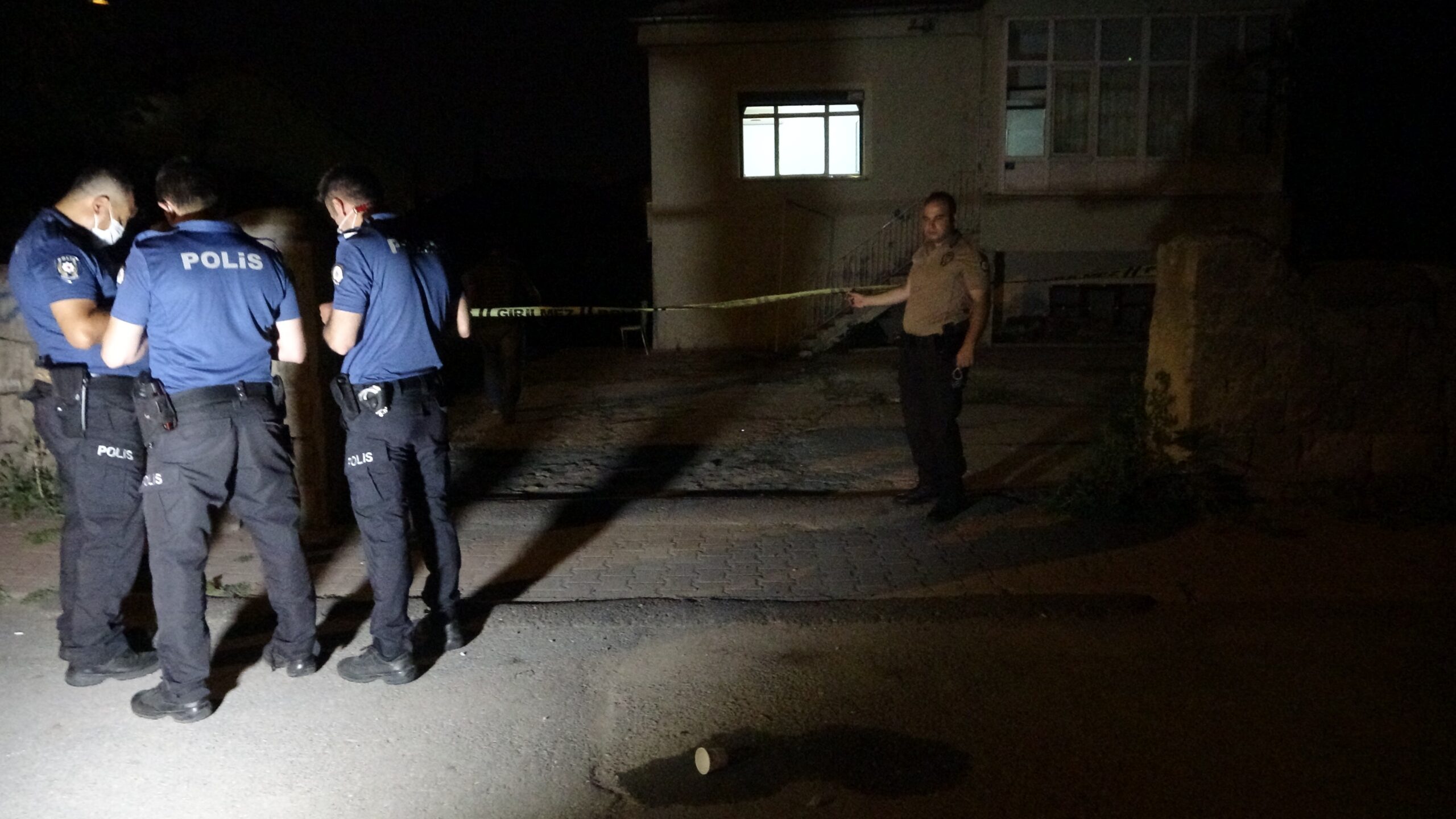 Kafasından vurulan şahıs öldü