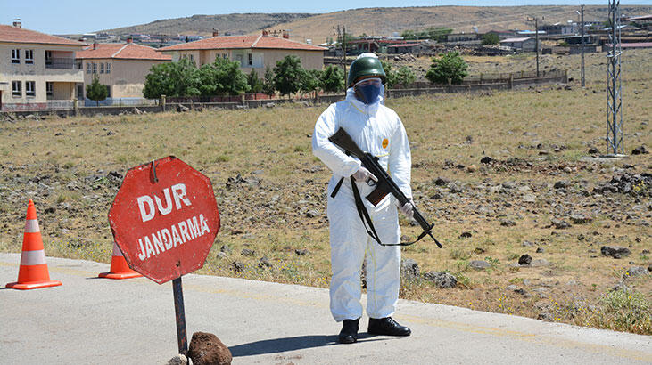 Sahabiye’de 152. ev karantina altına alındı