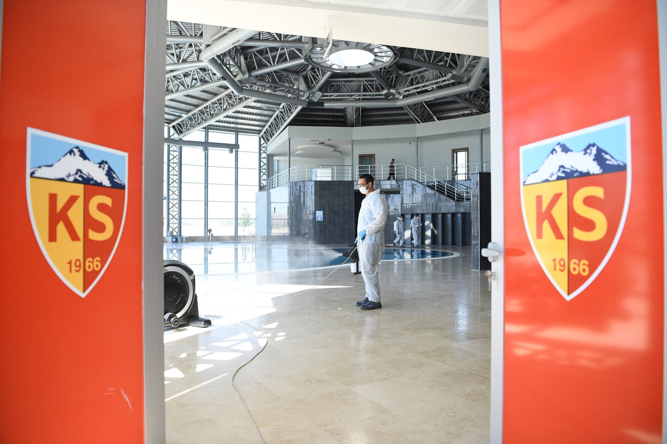 Hes Kablo Kayserispor Recep Mamur Tesisleri dezenfekte edildi