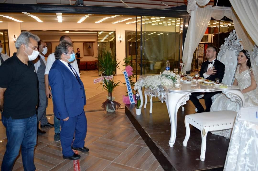 Benli’den düğün salonlarında maske ve sosyal mesafe denetimi