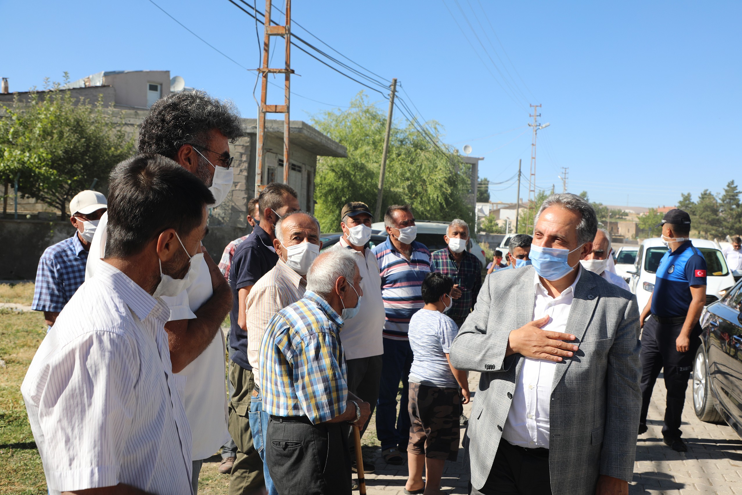 Başkan Yalçın, Süleymanlı ve Sakaltutan’da vatandaşlarla bir araya geldi