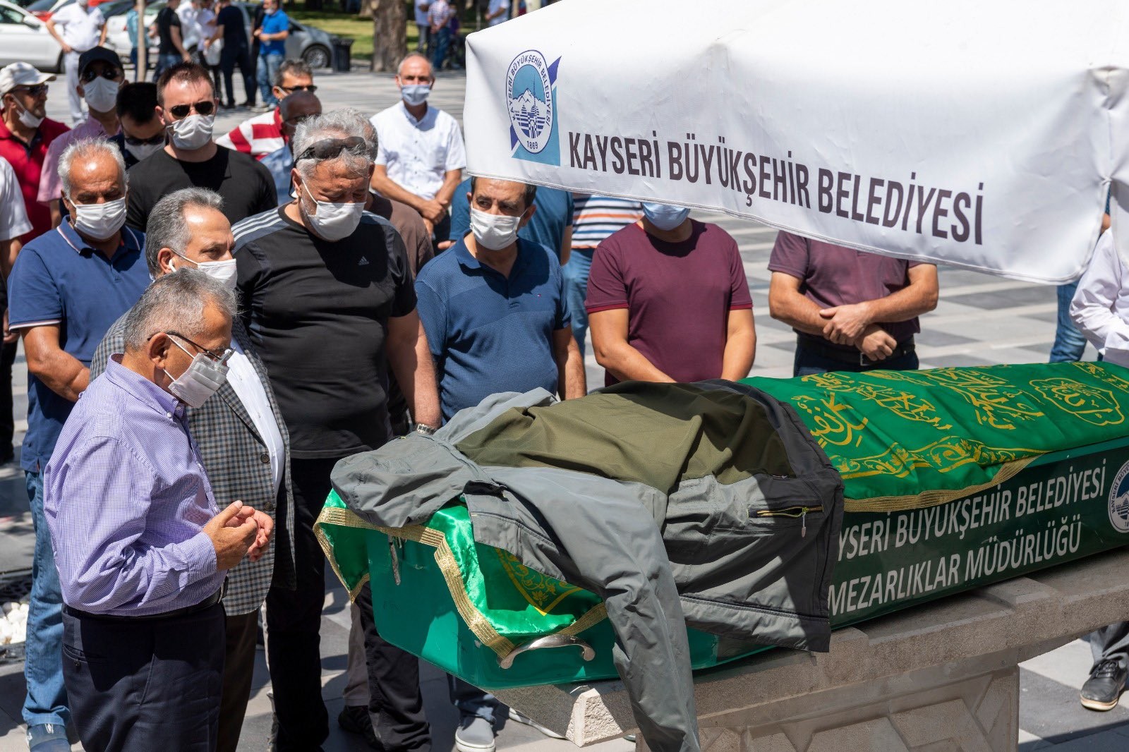 Ünlü turizmci Eğlenceoğlu son yolculuğuna uğurlandı