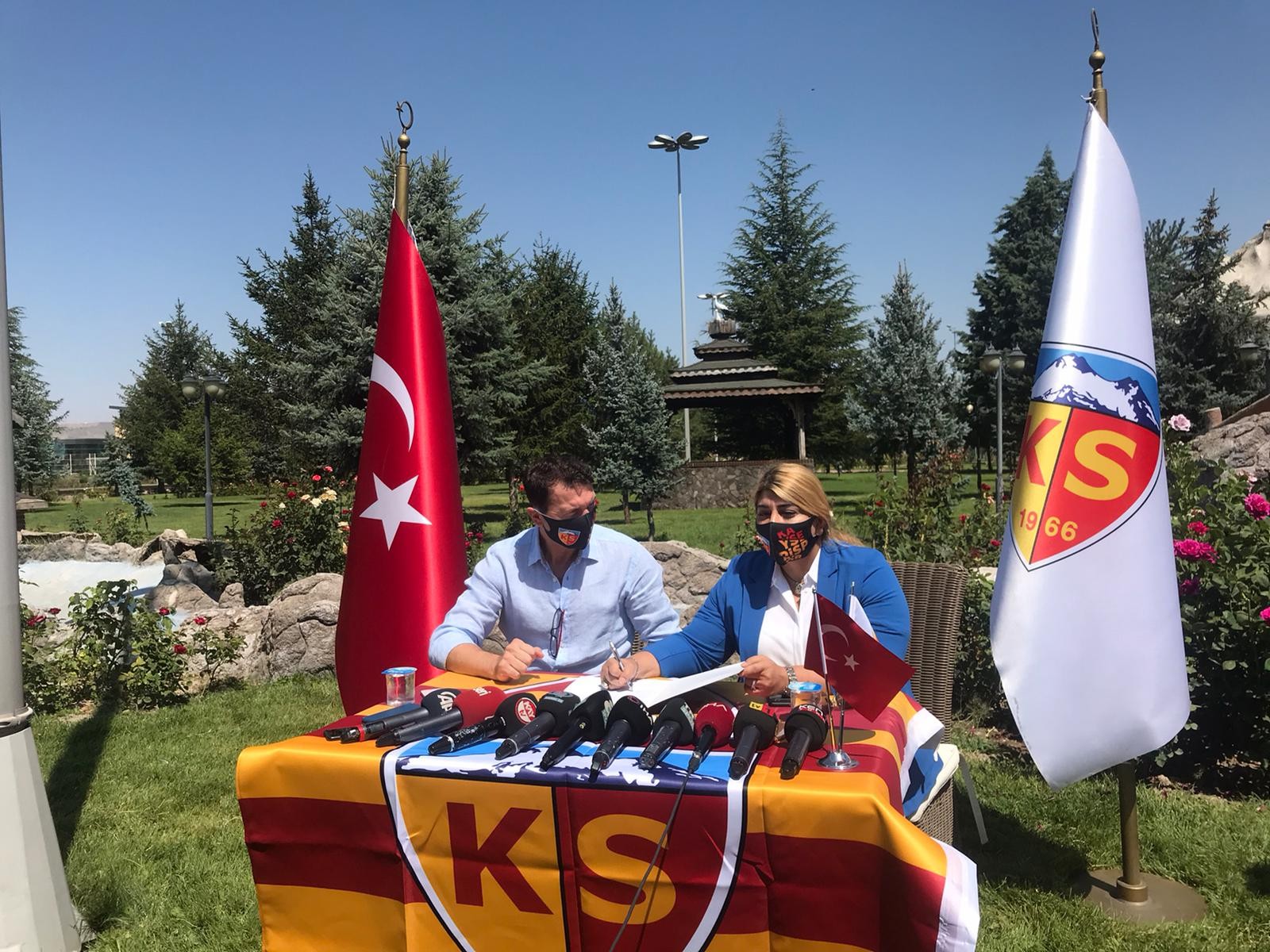 Kayserispor’da Bayram Bektaş dönemi başladı