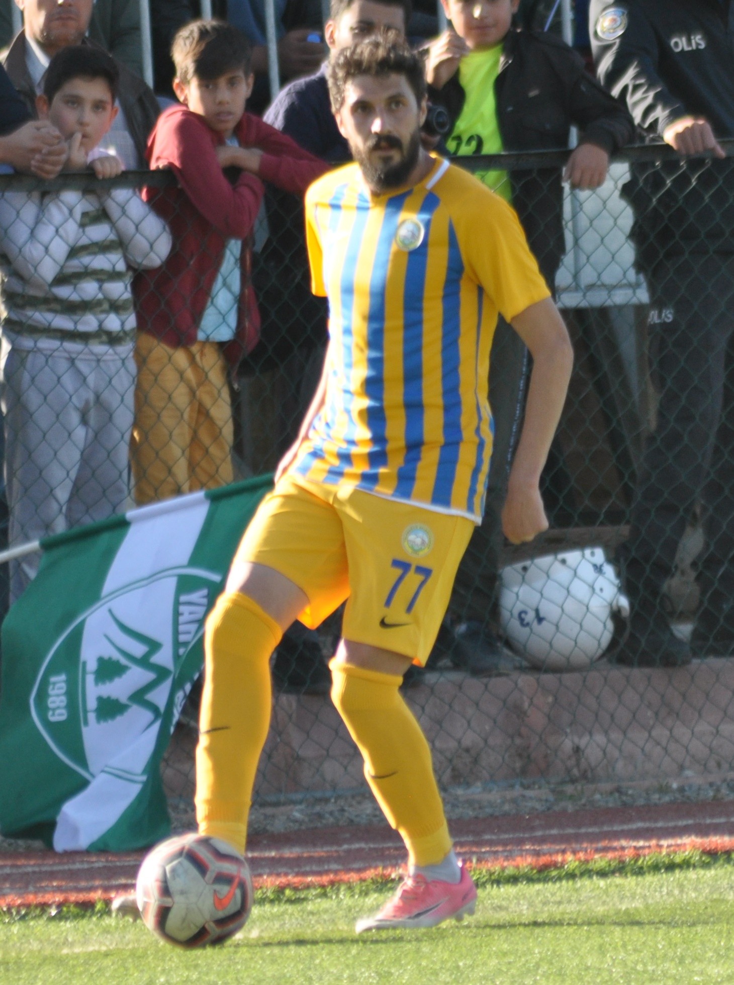 Talasgücü, üç isim ile anlaşma yeniledi