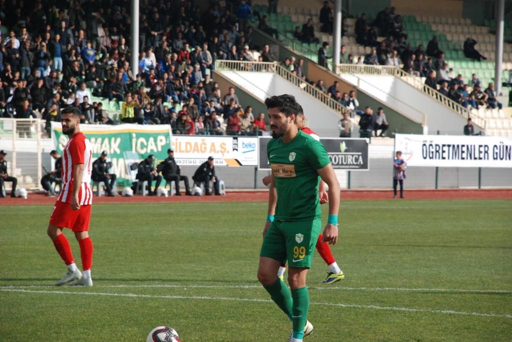 Kayserili golcü imzayı attı