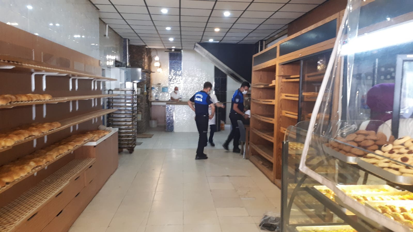 Büyükşehir Belediyesi Zabıta Ekipleri denetimlerini sürdürüyor