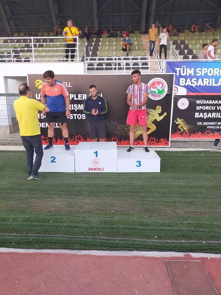 Kayserili atletler Denizli’den madalya ile döndü