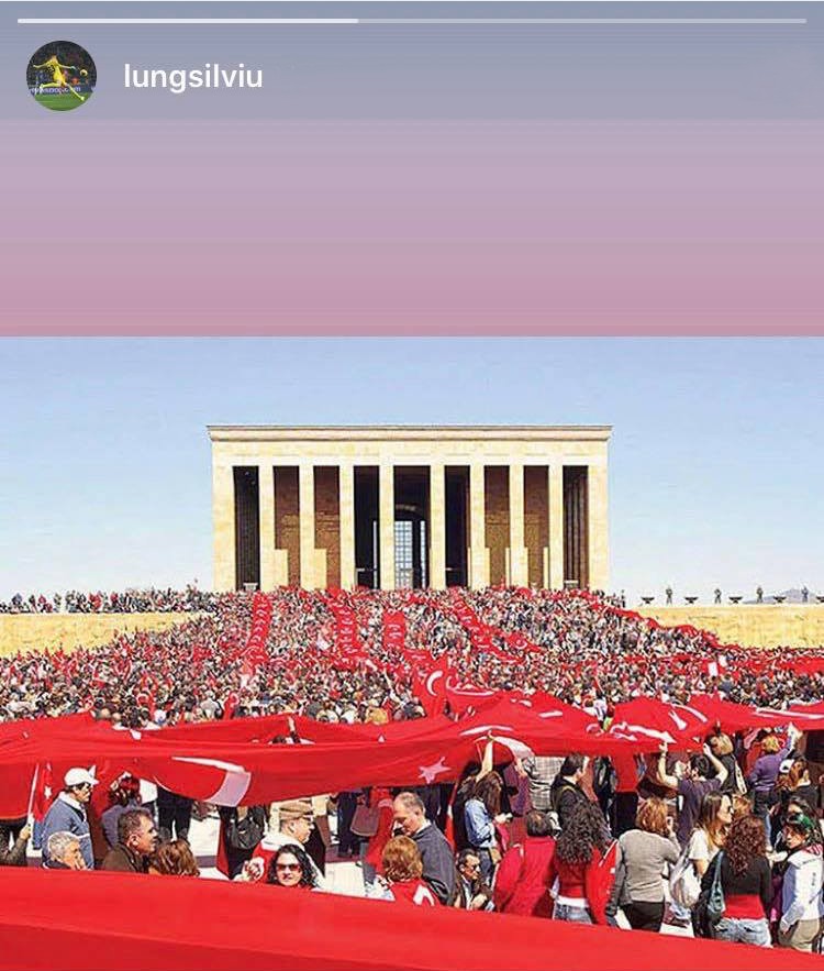 Lung’dan 30 Ağustos paylaşımı