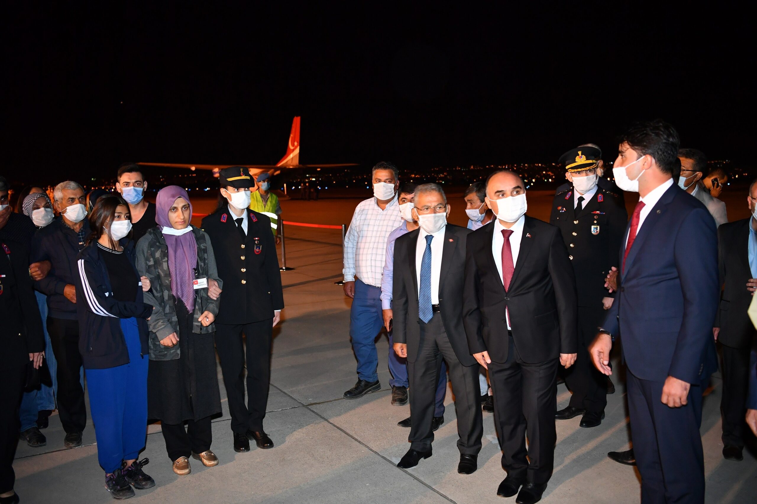 Vali Günaydın ve Başkan Büyükkılıç, Giresun Şehidini karşıladı