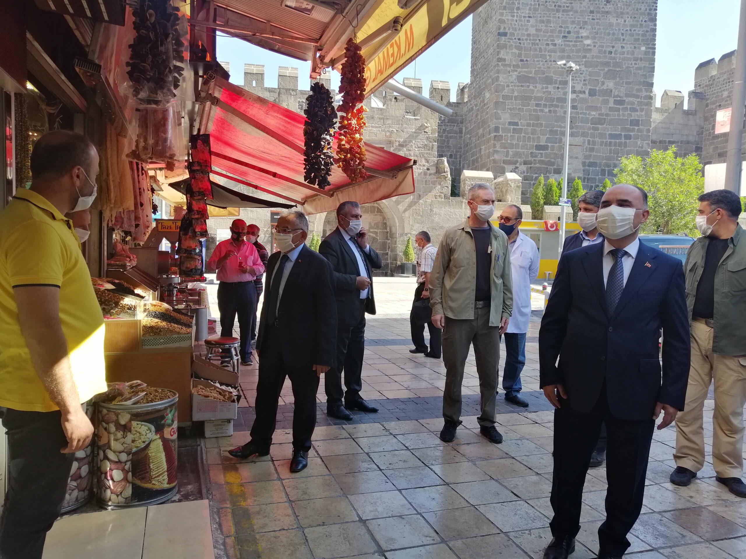 VALİ GÜNAYDIN VE BAŞKAN BÜYÜKKILIÇ’TAN PANDEMİ HASSASİYETİ