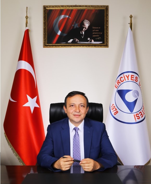 ERÜ Rektörü Prof. Dr. Mustafa Çalış’tan “30 Ağustos Zafer Bayramı” Mesajı