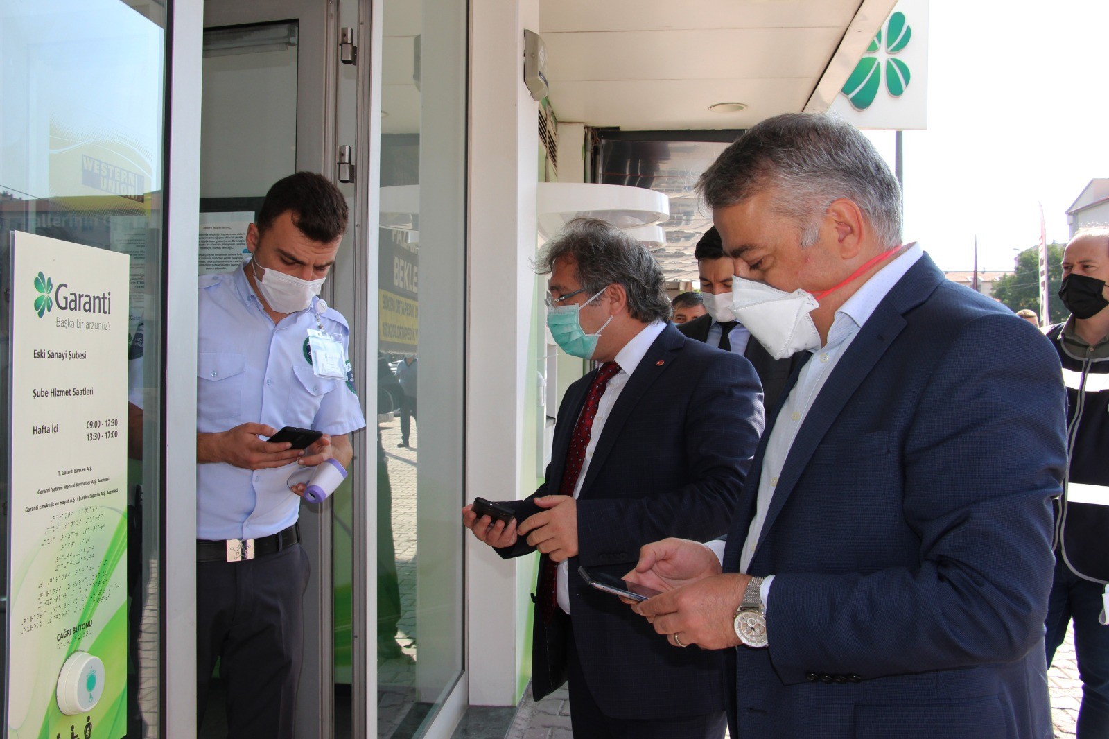 İl Sağlık Müdürü Benli ve İl Tarım ve Orman Müdürü Şahin’den Maske Denetimi