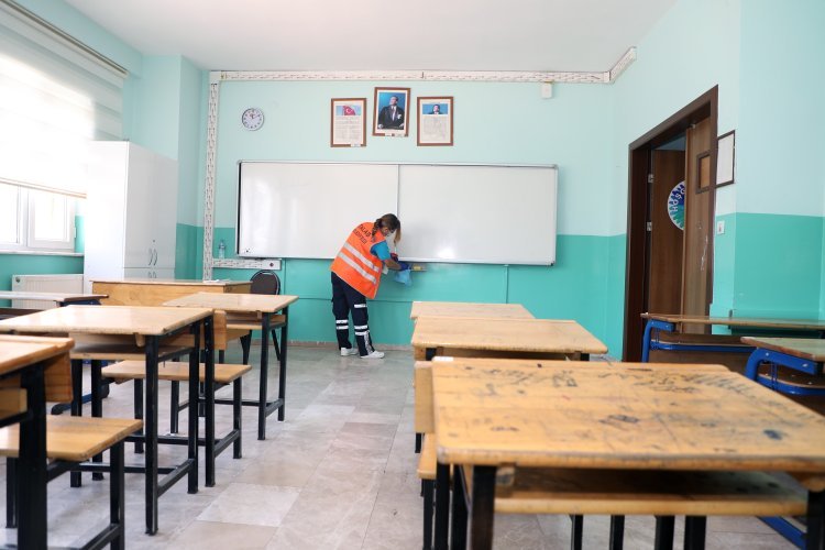 Talas’taki okullarda ‘Yüz yüze Eğitim’ temizliği