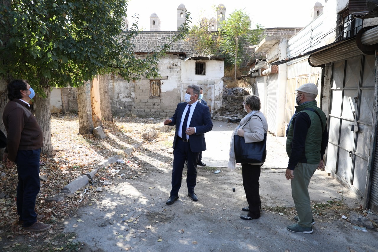 Tarihi Gön Han gün yüzüne çıkıyor