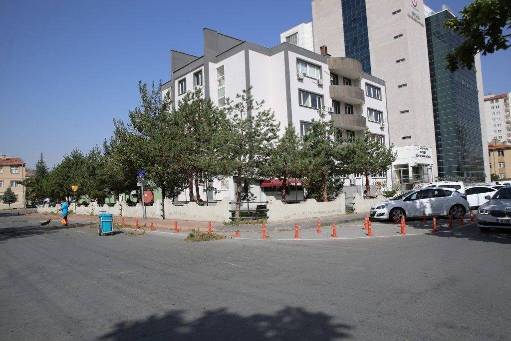 Palancıoğlu: “Cuma günü tespit ettik, bugün ekipler Yeniköy ve Hürriyet semtlerinde çalışmalara başlıyor”