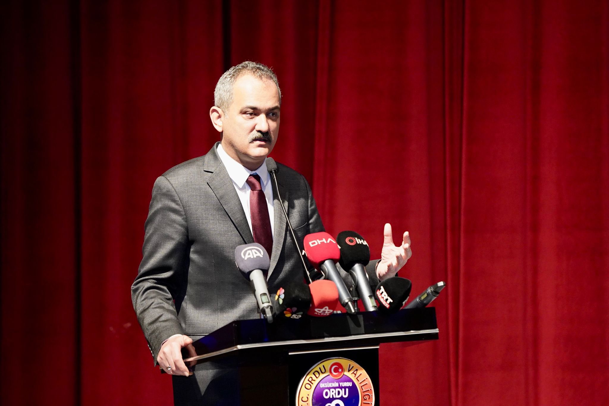 29 MAYIS’TA OKULLAR TATİL, 16 HAZİRAN’A OKULLAR KAPANACAK